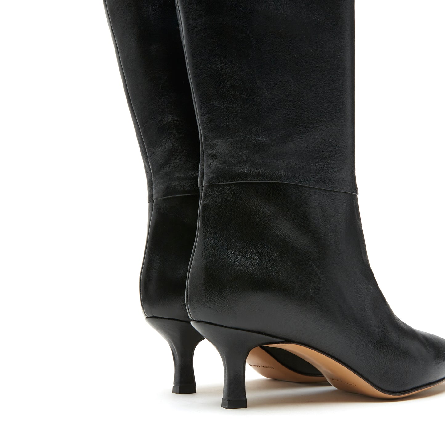 
                  
                    Elliot - Black Leather
                  
                