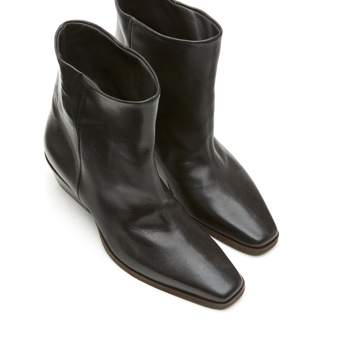 
                  
                    Jackie - Brown Leather
                  
                