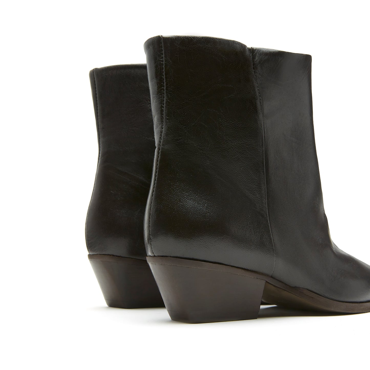 
                  
                    Jackie - Brown Leather
                  
                