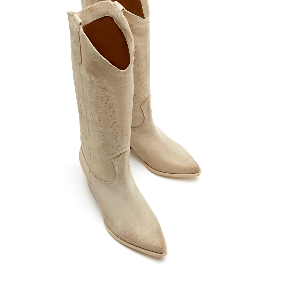 Zoei - Beige Suede